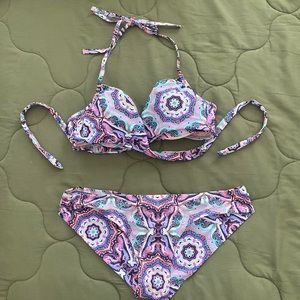 Victoria’s Secret bikini